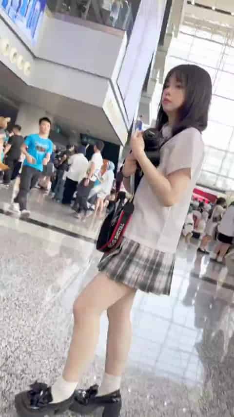 492be4b0-7c1b-4f2d-b5fb-598d249983e5.mp4