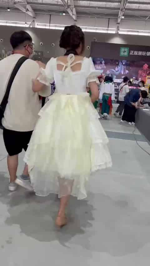 0173f1b8-89fc-4ca1-a1cf-a7033c21f6ee.mp4