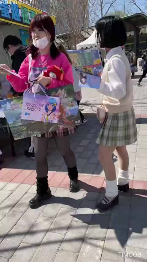 a4340032-a20c-49dc-811c-60961fe4b919.mp4