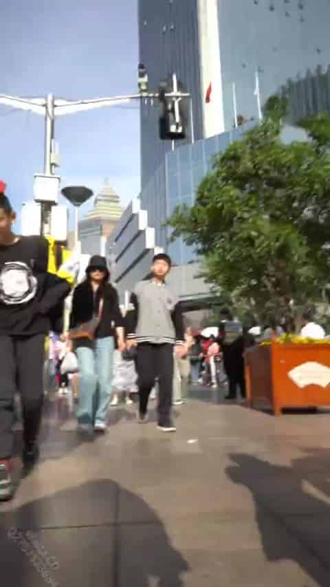 13f03d0b-74cf-47b4-9993-43c93cdd1aad.mp4