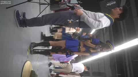 91b2bc0b-a3a7-4a32-a9eb-857b6e24d72c.mp4