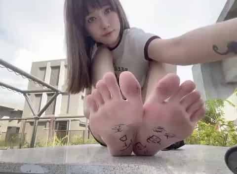 fcdc1fcf-ad57-49fa-a6b3-8e7ca5bed553.mp4