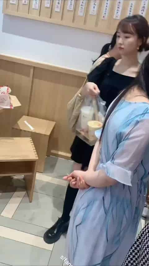 1227b18d-5494-4ea5-acb9-5ae5665a3da7.mp4