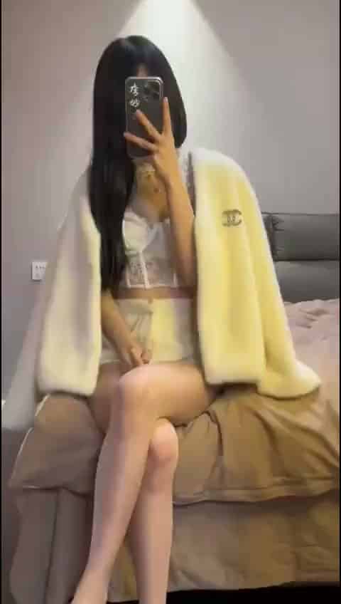 b897161e-c5d4-4e38-bd58-fc574796311d.mp4