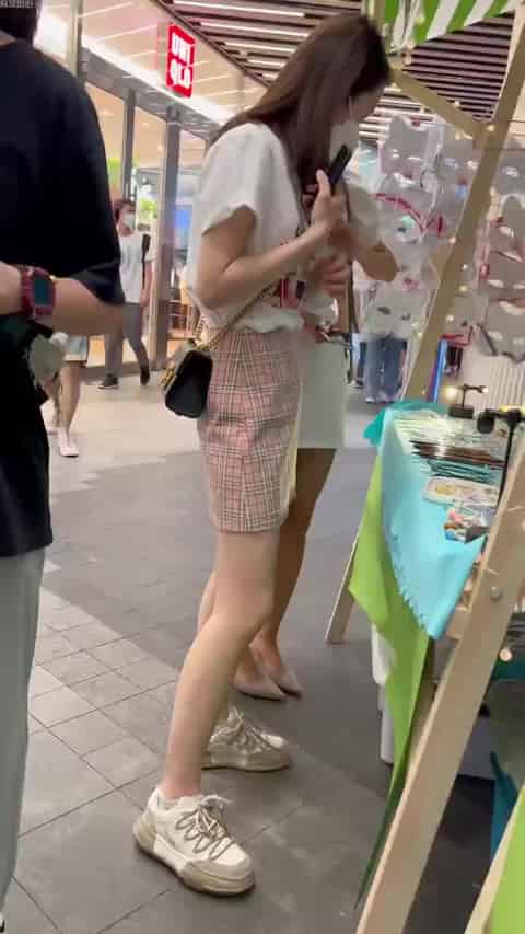 0a917b27-6c90-4119-a276-272209b7c766.mp4