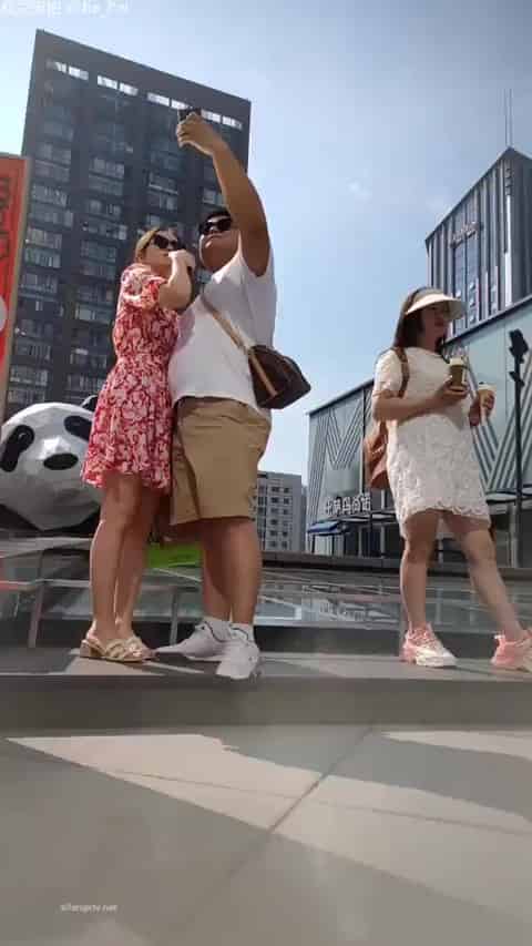 04367b4d-5395-428b-8453-ef9806c32c0d.mp4