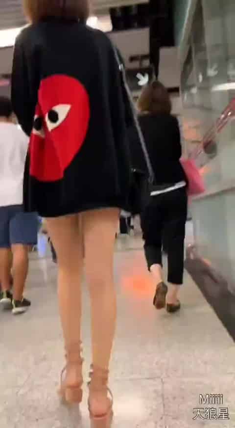 5a9ef59e-b9c1-477c-87fc-03e83bc0519a.mp4