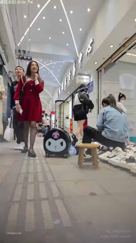 4acc12b9-64b8-4403-8f72-317d30b5411f.mp4