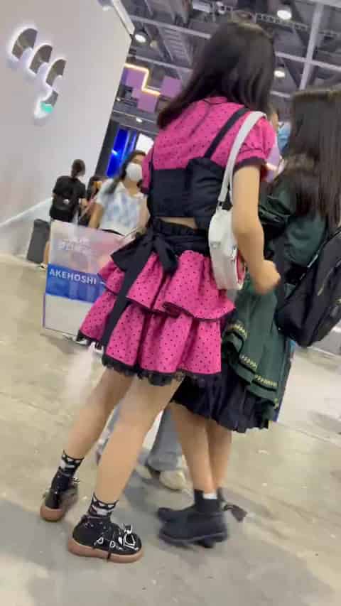 fa035b7a-e552-480d-945e-627ab32a92e2.mp4