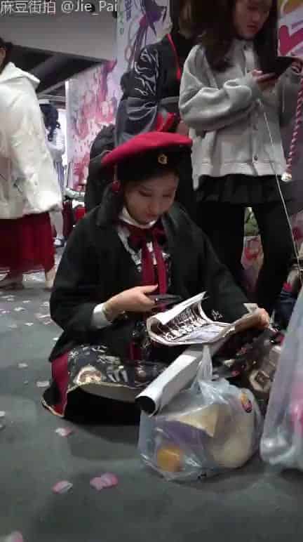 5d3b0c08-38dc-4253-8dbf-2f34a33bbbf1.mp4