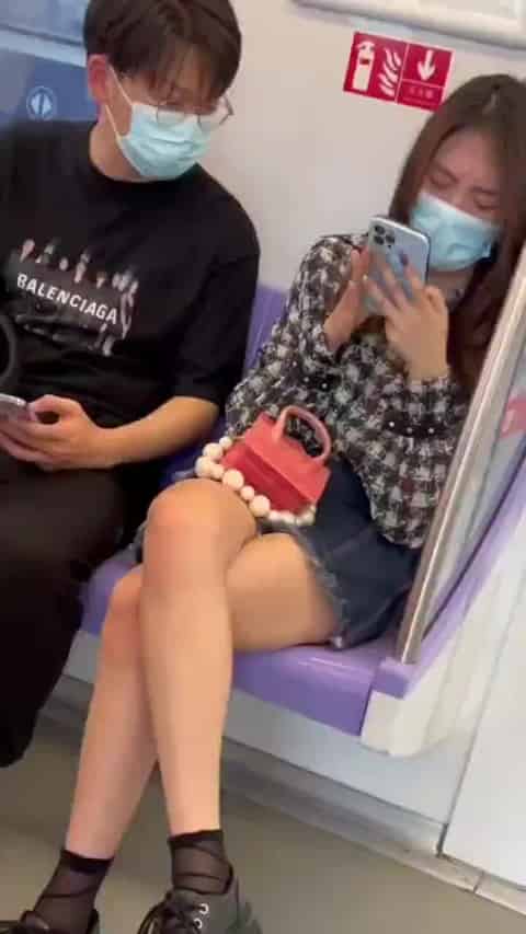 663a5bc3-ac8f-4a88-8456-d7d26f049415.mp4