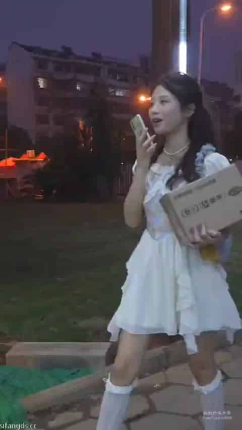 813f3e24-66d7-4a5a-a7e1-e91e3a4bfdc1.mp4