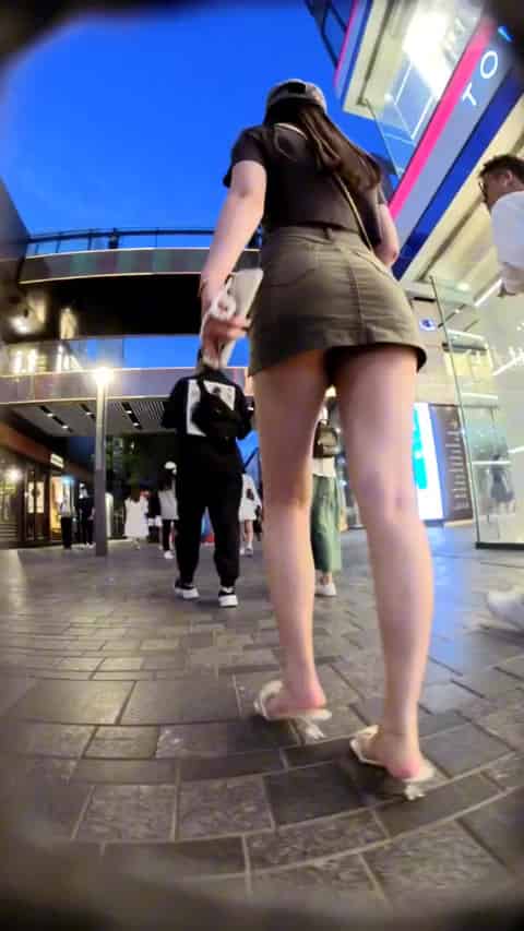 e1dcf2f5-17d0-49ea-b539-142479010f0a.mp4