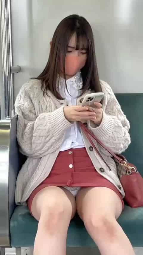 e0c61fec-397d-4d9d-a41b-c082aa77db08.mp4