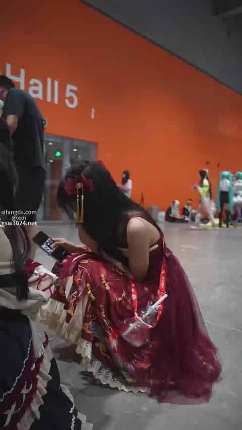 7164c39e-fc6c-4053-8d5e-1080e672c0d6.mp4