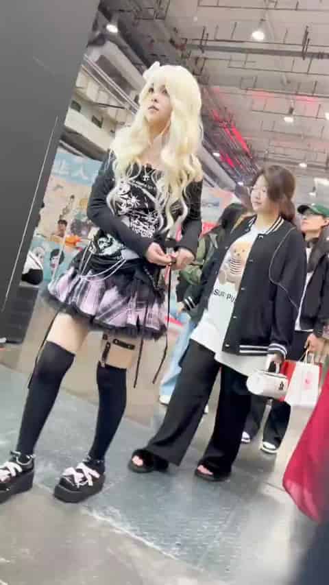 6dddef34-7b0e-492e-9d15-52ed1b80dc63.mp4