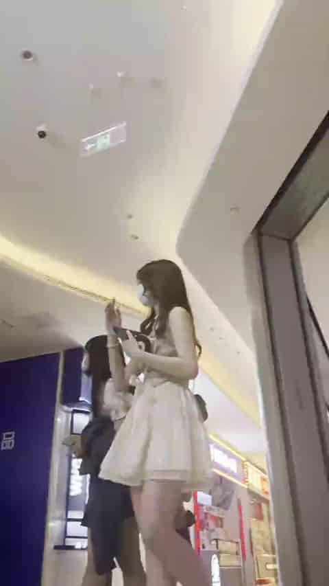 493fe443-5ac6-4586-b567-b693a8652b35.mp4