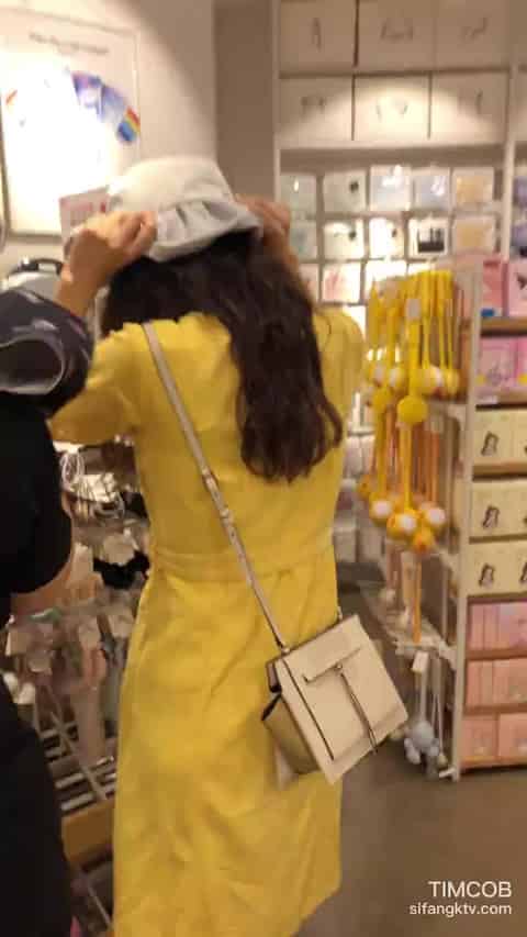 2a2b781d-0fff-4193-b007-b87dfb8f505f.mp4