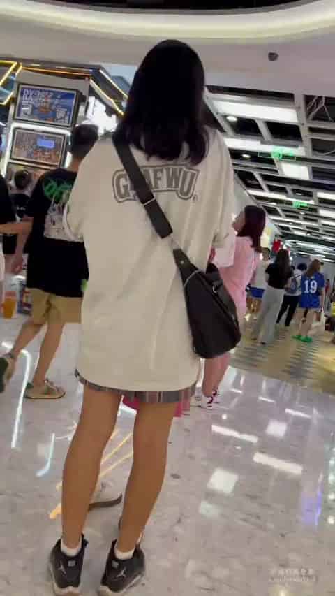 f345460d-16d2-4fea-b957-a00db192d091.mp4