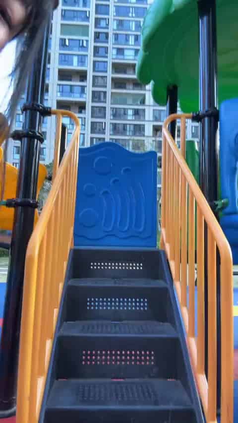 79e61fc8-2405-41c8-8e23-5e4a37a8cc5c.mp4