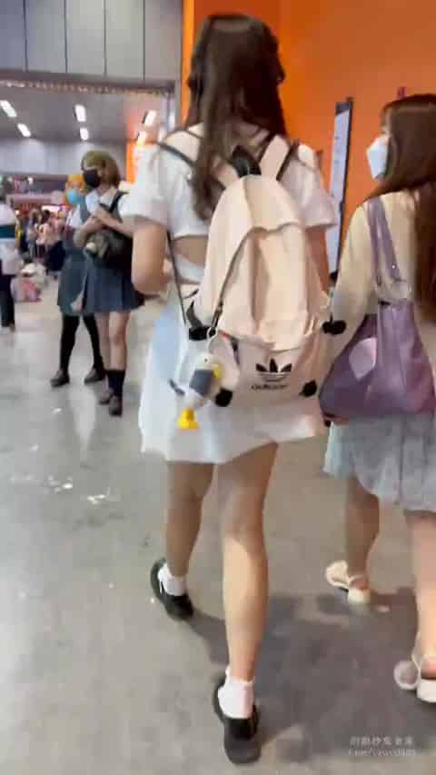 0422e24c-0ce1-4a8b-a42d-e0987ca4e44a.mp4