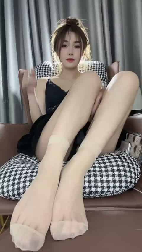 b01babc4-e402-4e75-b430-719bb04d7f7a.mp4