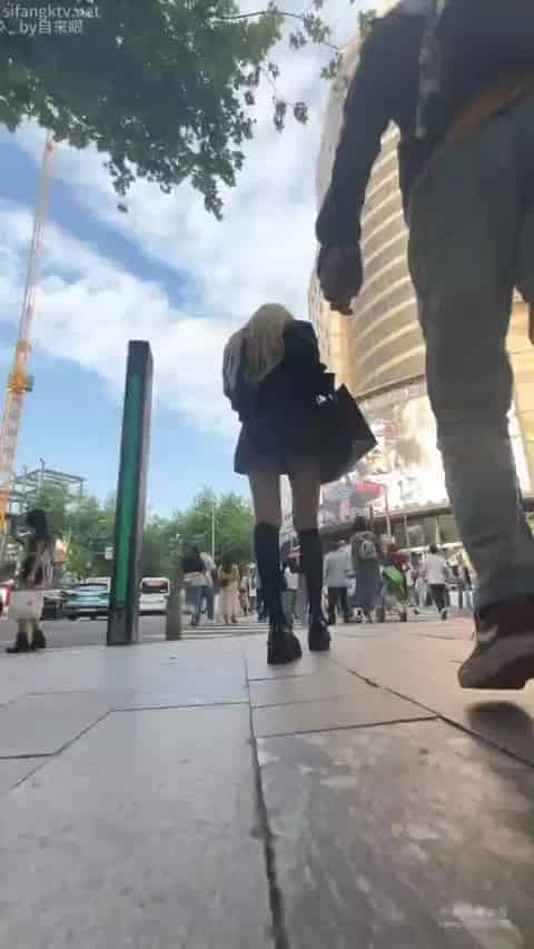 3c333ea6-2bd6-4cb2-aa6a-161462367b8c.mp4