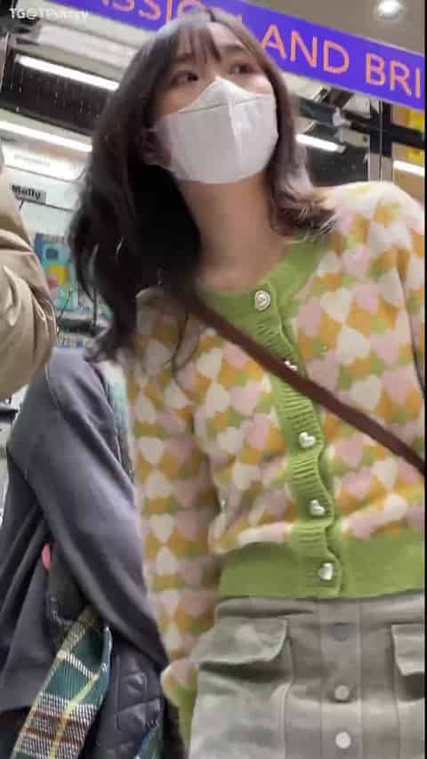 7ee956ca-bb34-4e34-a3b8-e957823d13a5.mp4