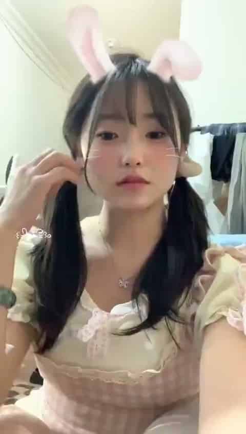 edf1bd45-78eb-4081-968b-5c3da7a04a3e.mp4