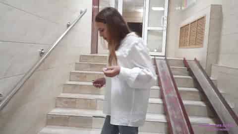 a9c4fe4b-bc62-45f1-89a0-411c5064bbd5.mp4