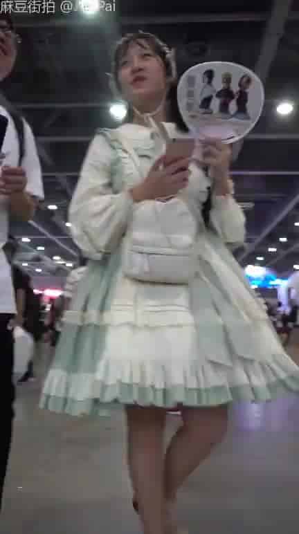 e51fb828-ef6a-4eb8-93f3-694dd23e5d0d.mp4