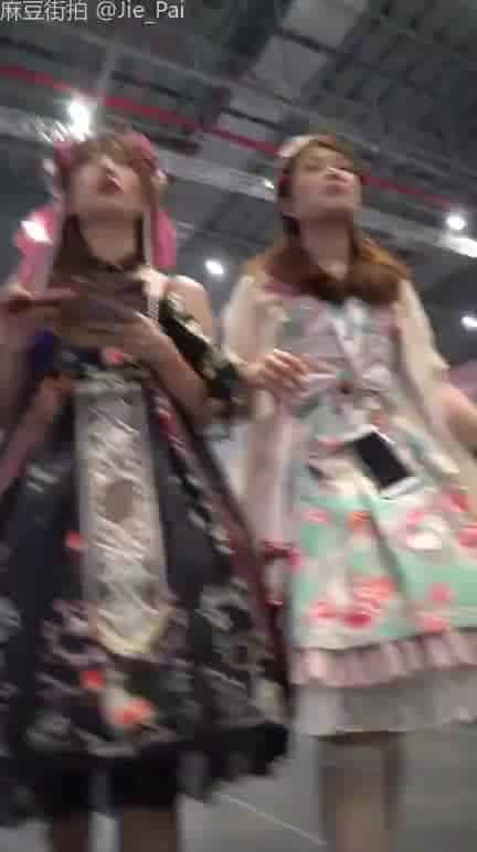 638cb4f2-5334-4cdc-8ed9-2b0e4bdea169.mp4