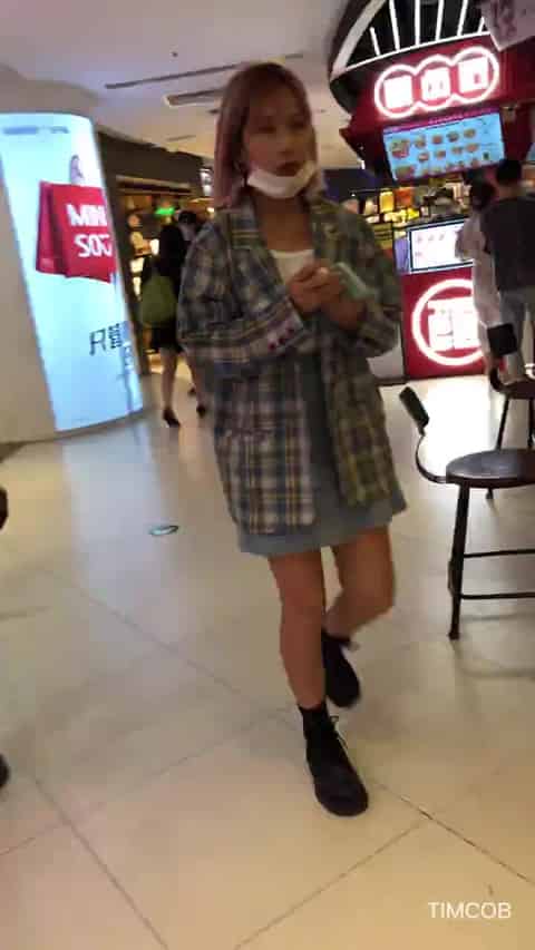 e814884b-2c24-4840-8d79-3f5b8d8ca125.mp4