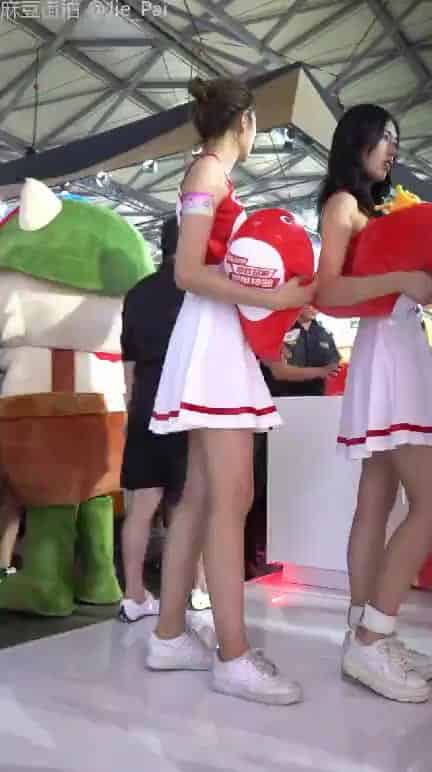 afa1c57e-dc39-4291-b4bb-fa710a5dd49f.mp4