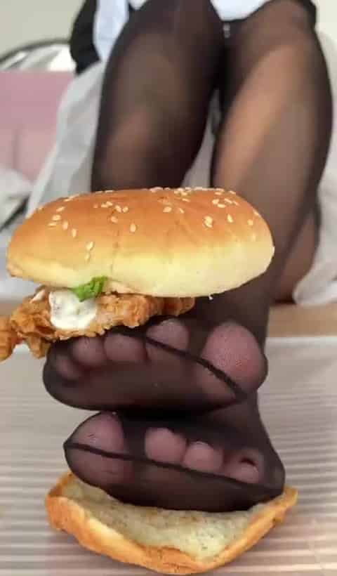 0f26166a-24b8-4e6e-a4b9-5ea9e03fdca7.mp4