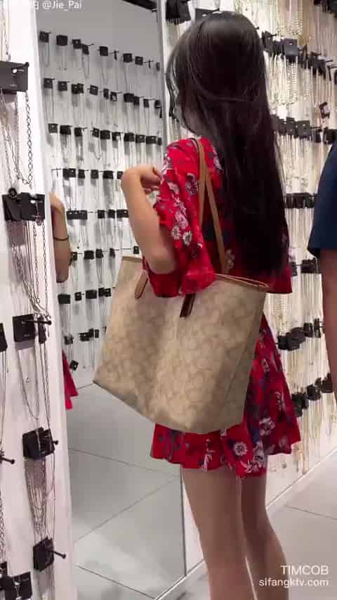 5124f936-ed4e-4779-ad8e-503c9af6a87a.mp4