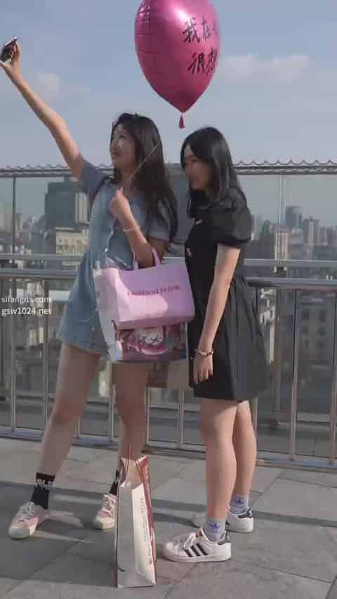 1b641510-9dcd-45a4-acda-db25fbe67832.mp4