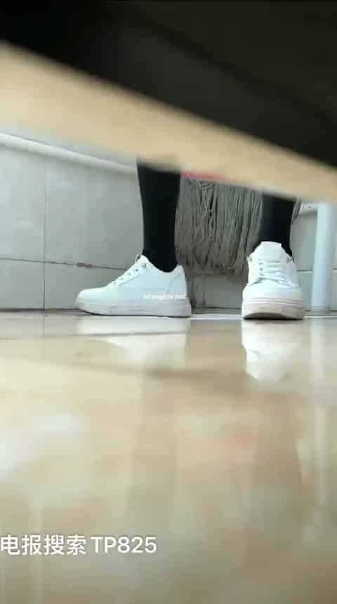 a99b4c33-d78f-4ed0-b260-c407433430f0.mp4