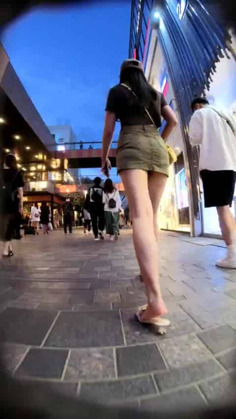 bfda8087-5e00-4485-9ada-385c26d0d8c4.mp4