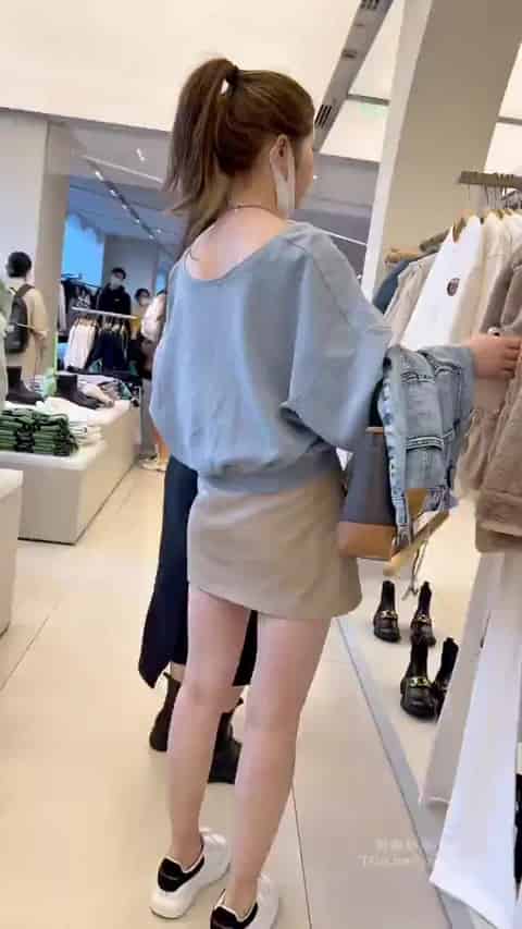 6f42a648-b219-4195-8c78-0f16ab9480c6.mp4