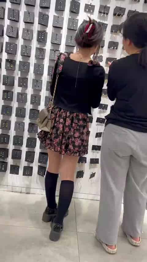 edb1fec0-5f4d-4a51-89e3-96d2fe80ac1f.mp4