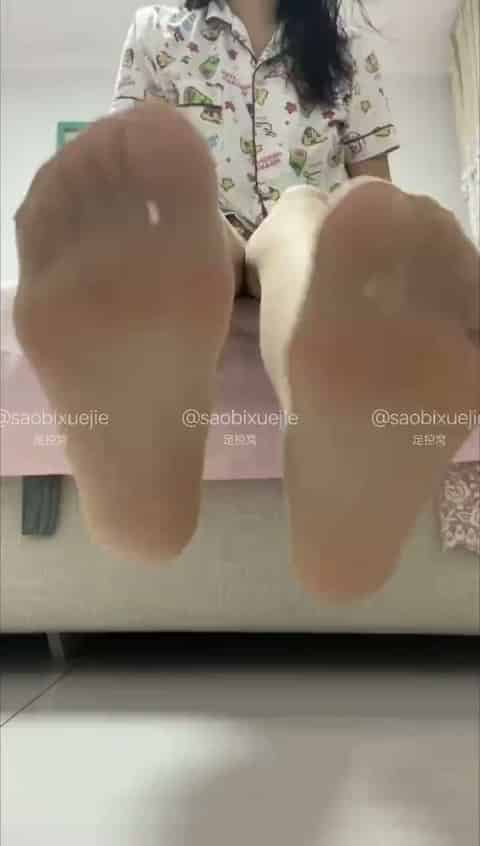 432f2346-4c95-4db6-9e79-19d297acc03e.mp4