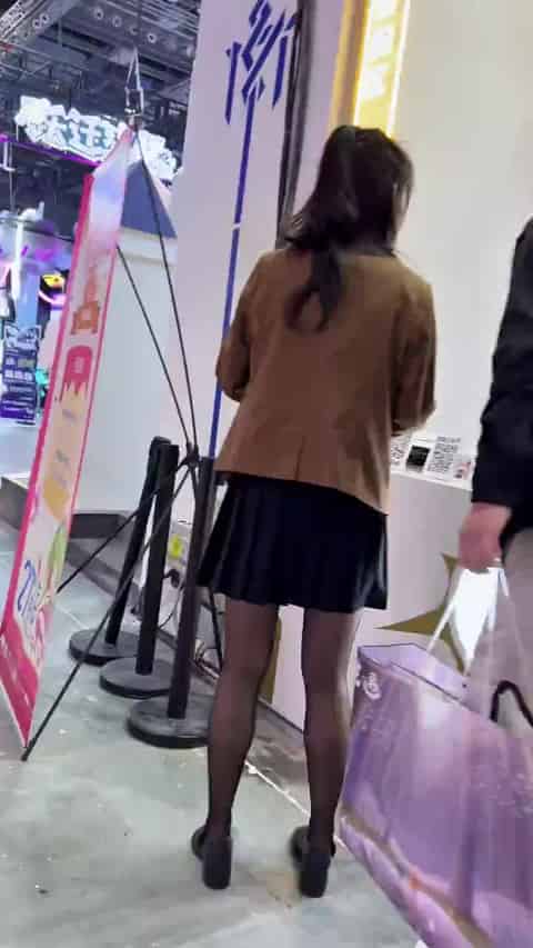 5e67ab3b-a114-418c-a649-538ba9307835.mp4