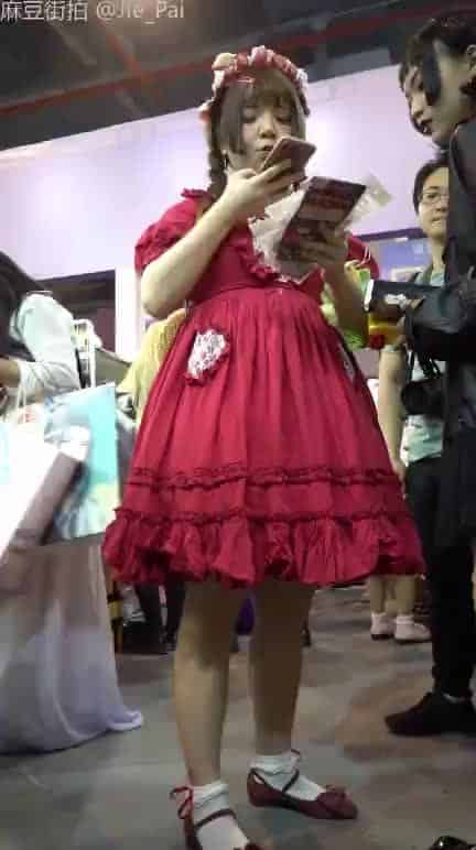 04b97495-9aa8-48aa-b0cf-d57c74aad0e2.mp4