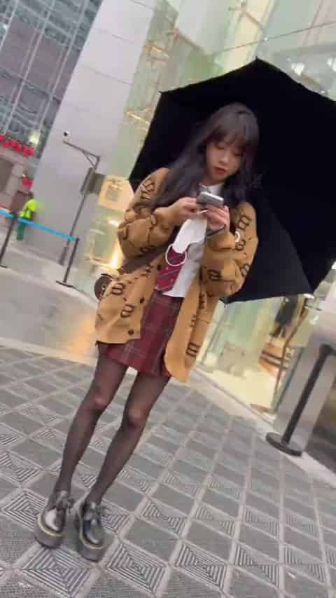 bb6691d0-cacb-433b-83a8-dbdd771ca87d.mp4