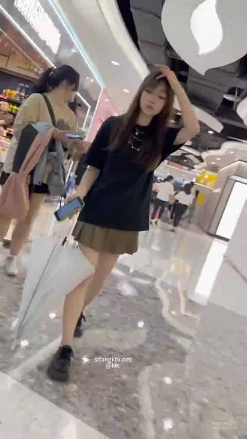 0aec72d0-b897-455e-97c8-7665ee013c95.mp4