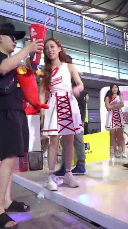 4f7a6981-dbc1-4715-9361-29f77913ac4c.mp4