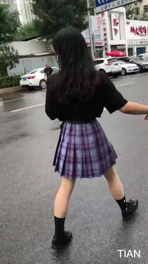 9e76eca3-b0e7-43ed-989c-751125f58e6d.mp4