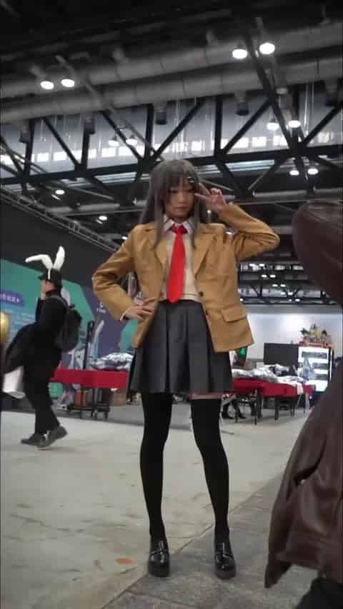 e6b31b97-5ede-4f18-be94-d77be6e05ca4.mp4