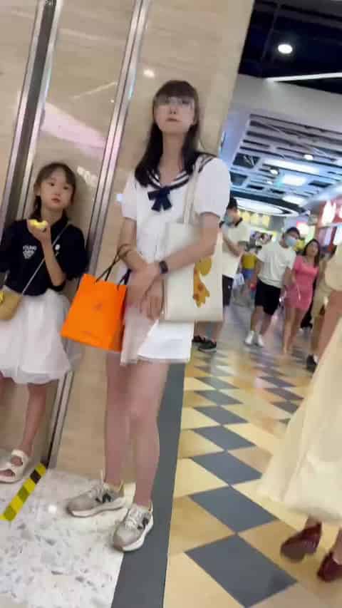 3b731a42-a7e5-4416-8688-f20048bb436f.mp4